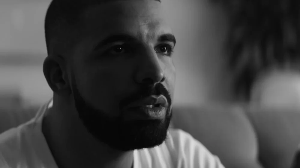 Anamorphic+2.35.00_08_00_22.Still034.jpg