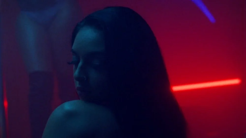 NAV & METRO BOOMIN: "Call Me"