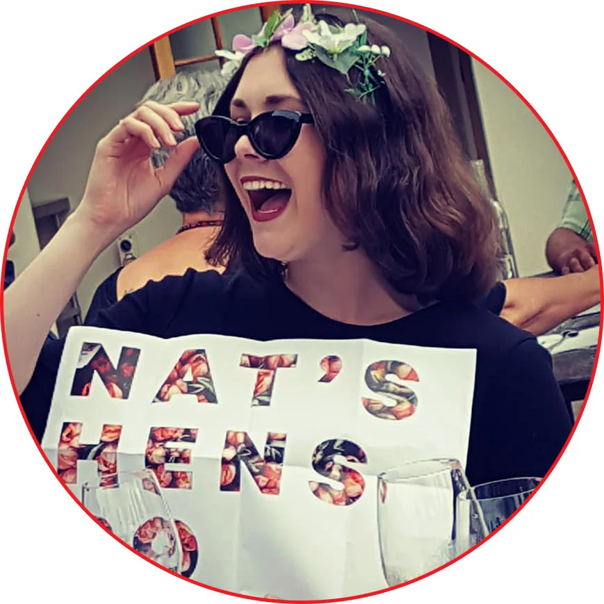 nat+hens+doround.jpg