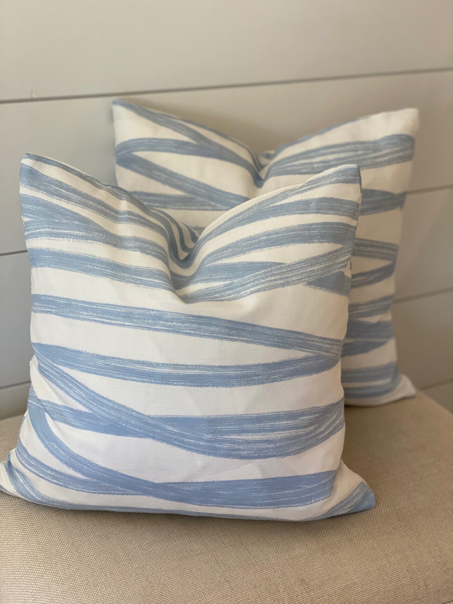 F148C8F0-10A0-4EDF-AD43-675F9955CCB9