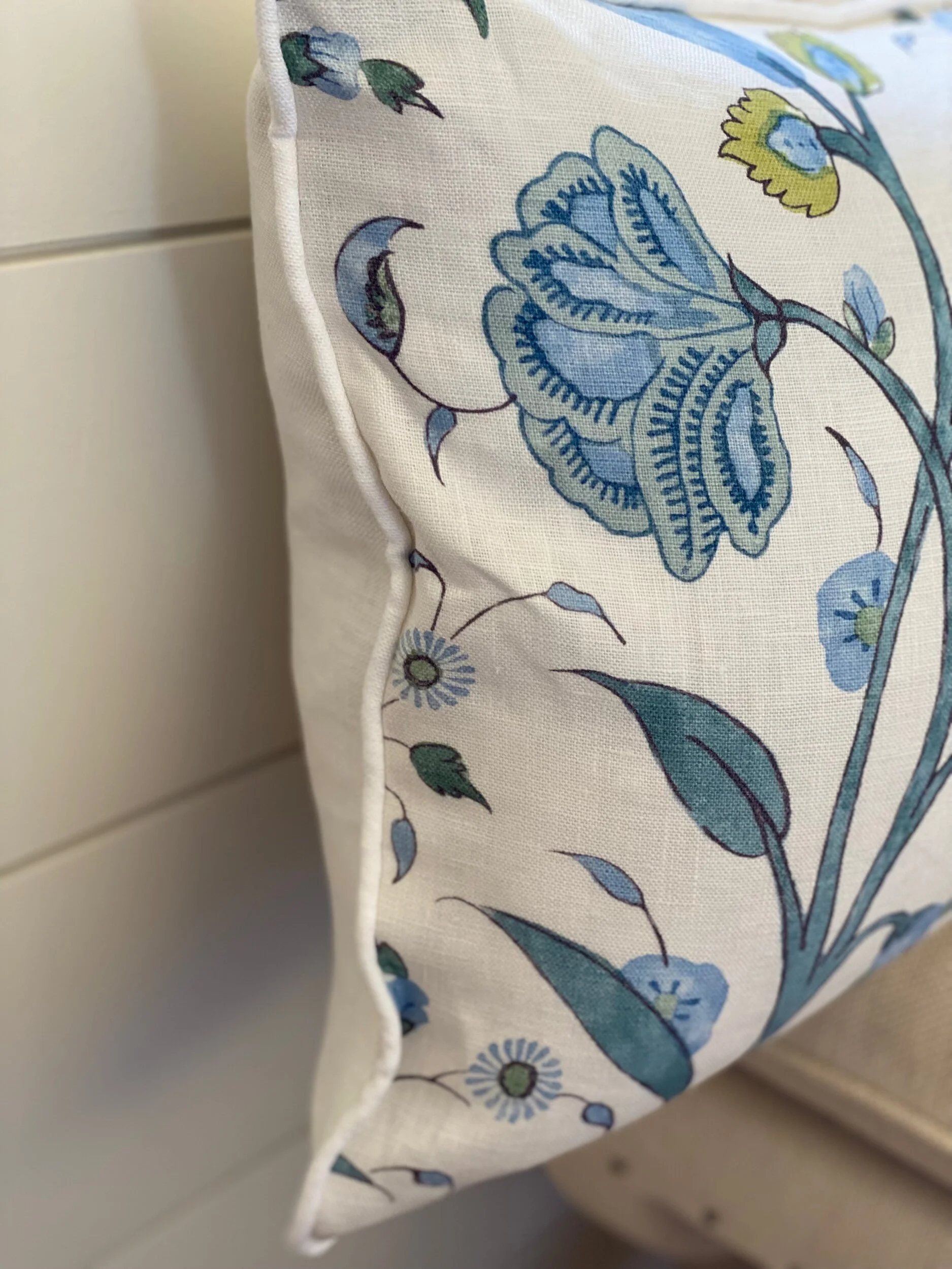 11AF79CE-B1F7-49DC-BF9B-259A58C0D0EA