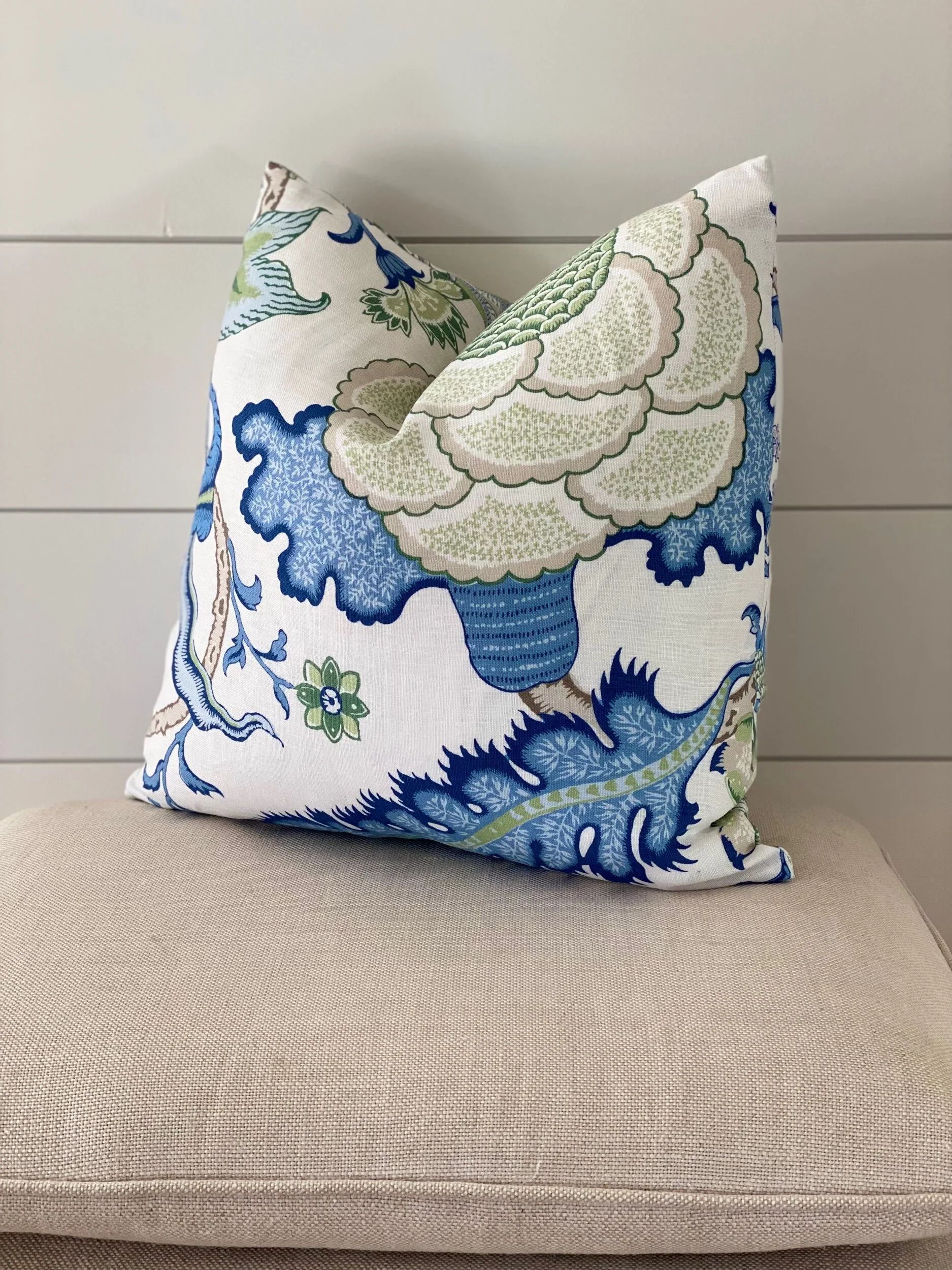 C06CBE8C-FF11-45DA-9E3F-16F76F8C07C3