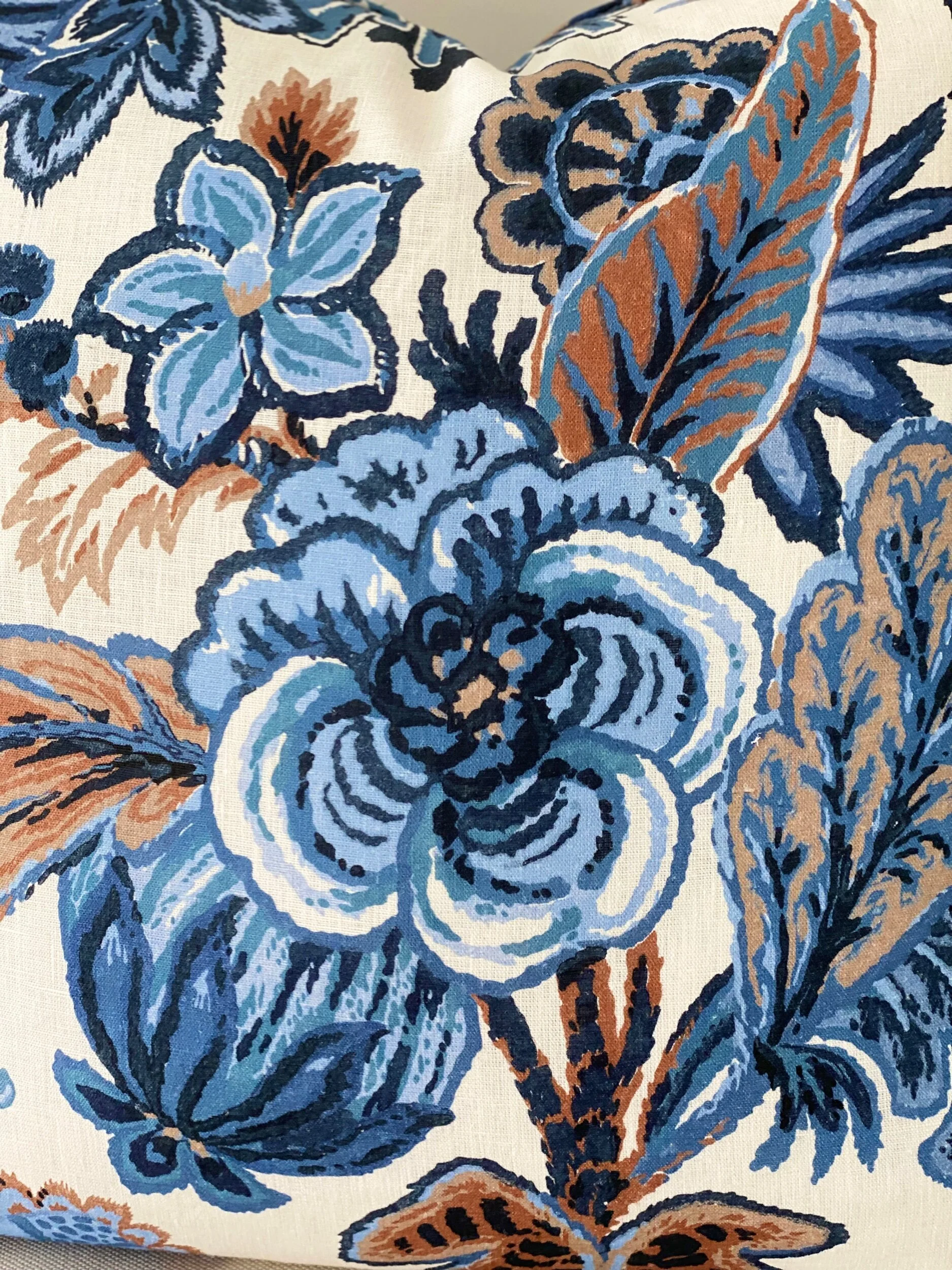 4F60E98B-DE20-427D-A998-6D6BAB71AB5A