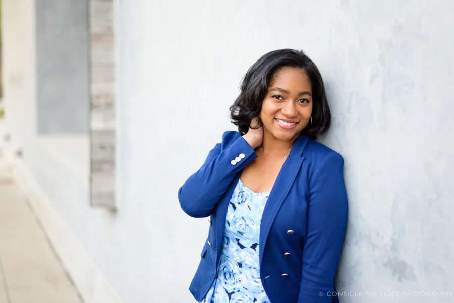 high-school-college-senior-portrait-session-upscale-shopping-center-watters-creek-allen-tx-texas-28.jpg