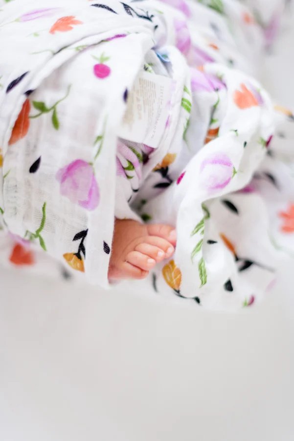 newborn-family-lifestyle-photo-portrait-session-dallas-texas-allen-plano-richardson-frisco-mckinney-addison-1.jpg