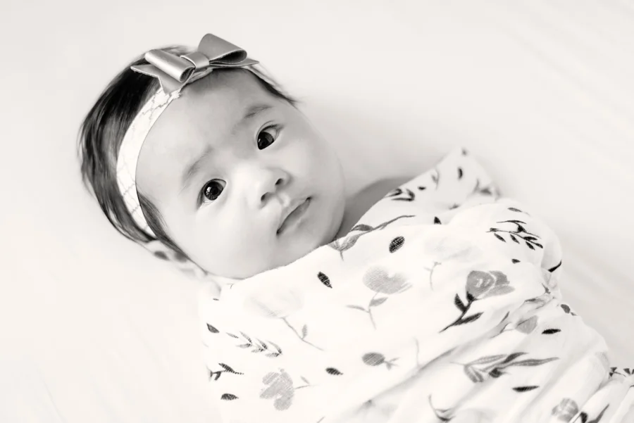 newborn-family-lifestyle-photo-portrait-session-dallas-texas-allen-plano-richardson-frisco-mckinney-addison-1-2.jpg