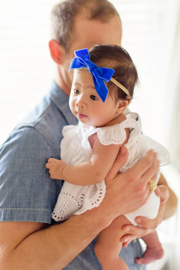 newborn-family-lifestyle-photo-portrait-session-dallas-texas-allen-plano-richardson-frisco-mckinney-addison-5.jpg