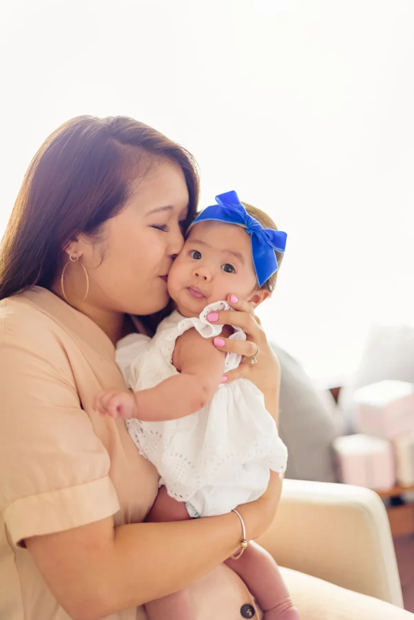 newborn-family-lifestyle-photo-portrait-session-dallas-texas-allen-plano-richardson-frisco-mckinney-addison-8.jpg