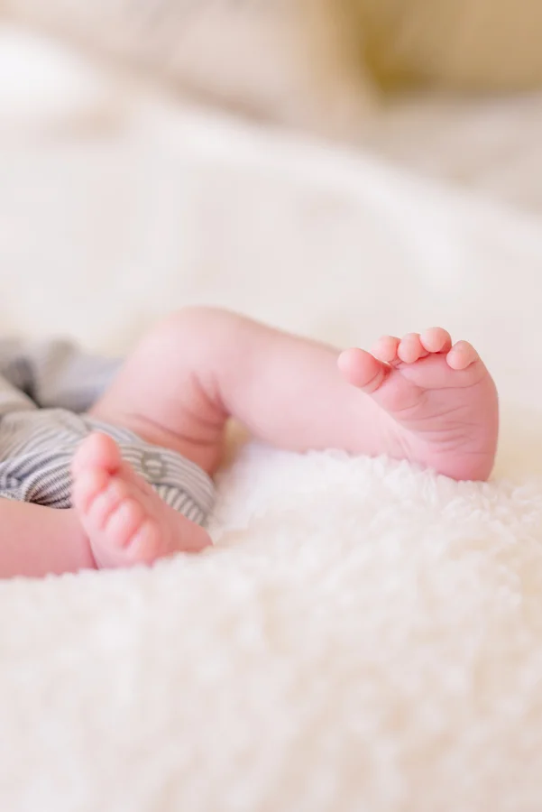 north-dallas-newborn-photography-allen-texas-plano-celina-richardson-mckinney-dfw-addison-celina-frisco-family-newborn-14.jpg