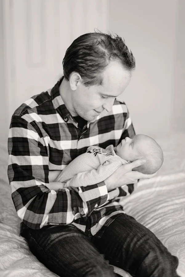 preston-pickins-newborn-2018-bw-49.jpg
