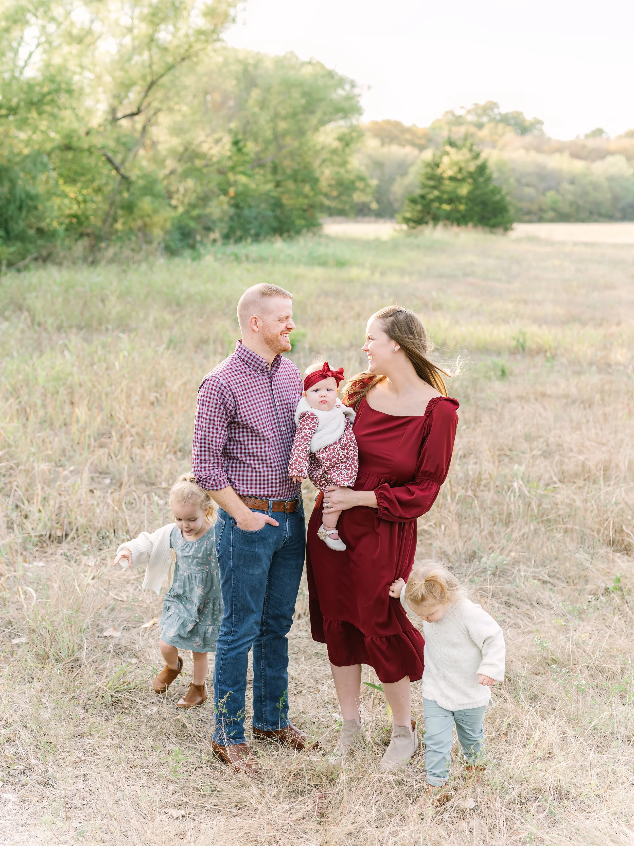 Beautiful Late Autumn Family Photography in North Dallas, Texas