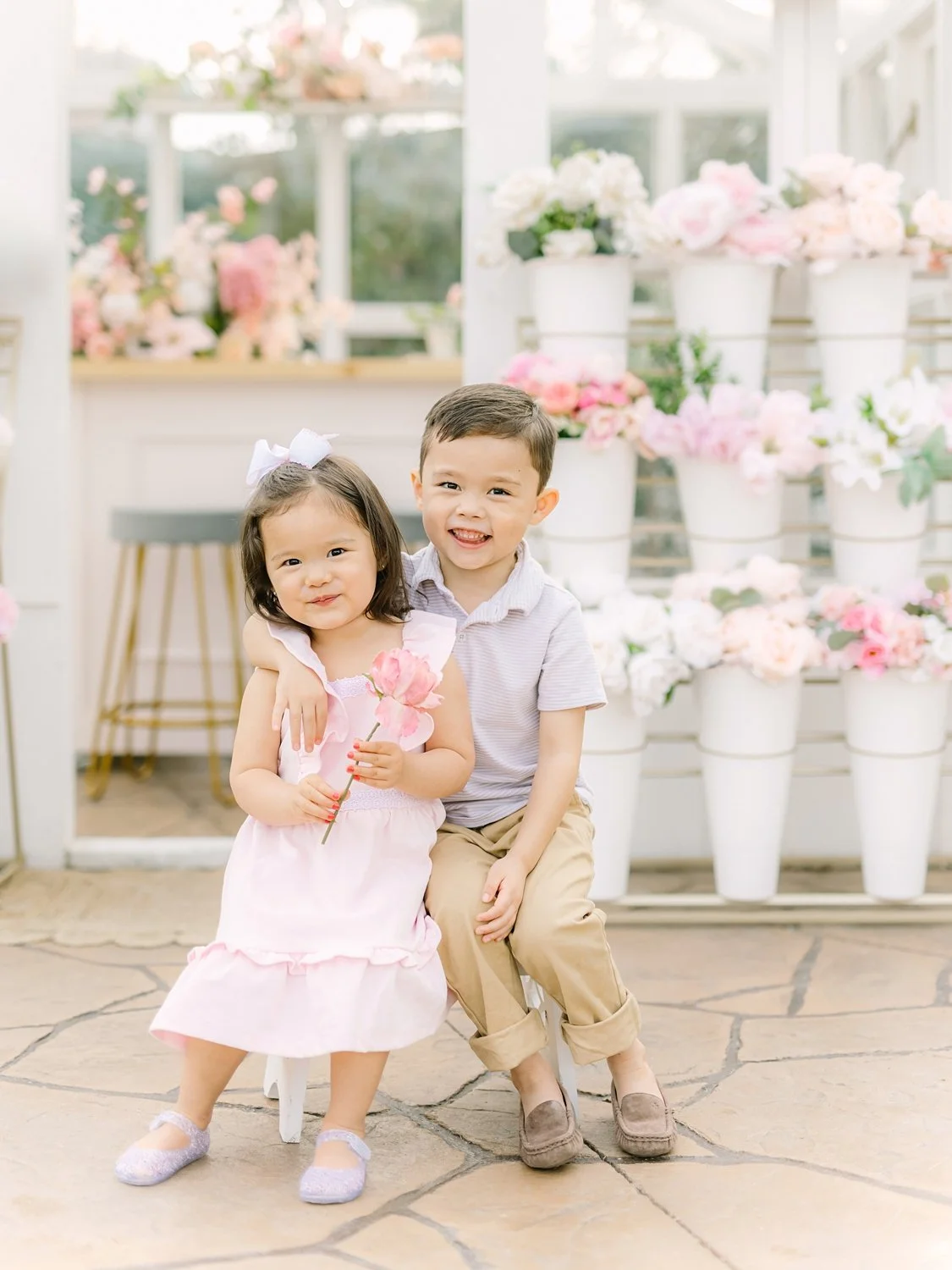 spring-greenhouse-mini-sessions-2025_0008.jpg