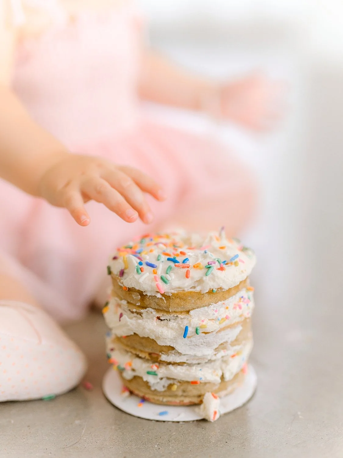 dallas-studio-photographer-cake-smash-one-year-birthday (21).jpg
