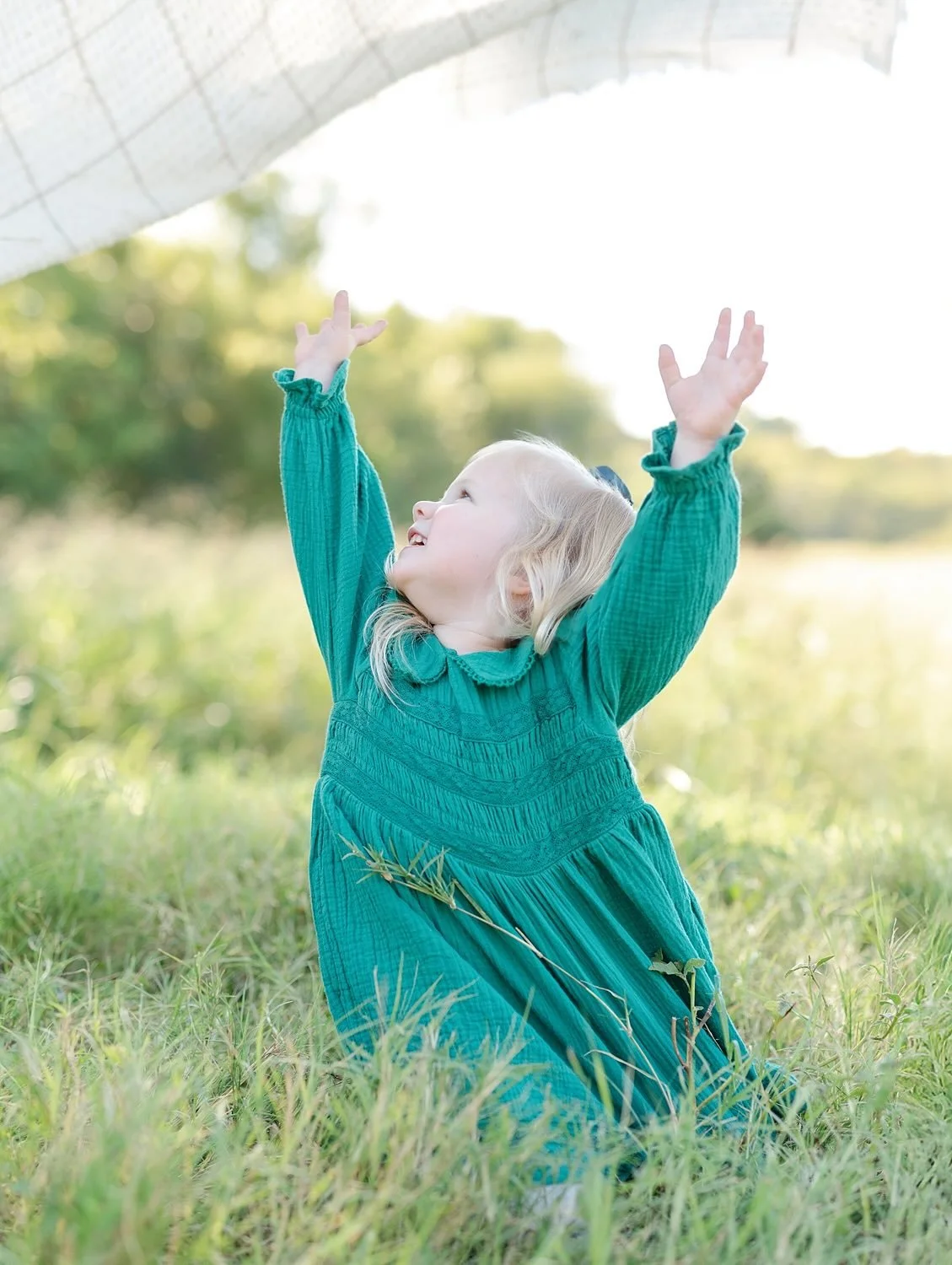 Playful hearts, timeless portraits 🤍
These three little girls brought such joy and personality to their session &mdash; full of laughter, movement, and those fleeting moments that make family portraits feel so special.
.
.
.
.
.
#dallasfamilyphotogr