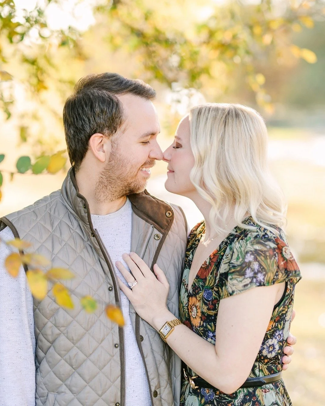 As Christmas Eve arrives 🤍
These are the moments worth savoring &mdash; time with loved ones, quiet joy, and memories that carry us through the season. 

#dallasfamilyphotographer #dfwfamilyphotographer #planofamilyphotographer #mckinneyfamilyphotog