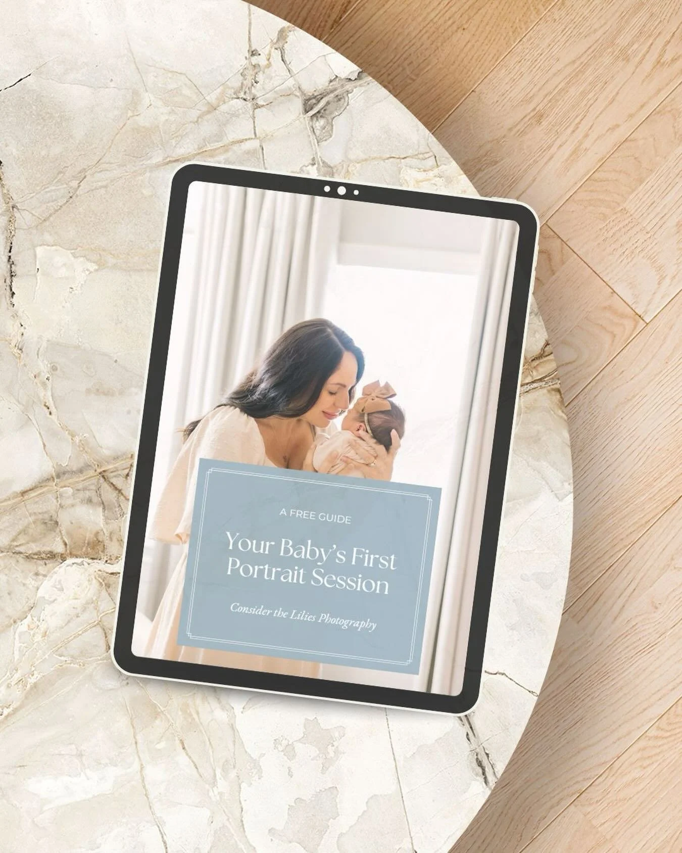 If you&rsquo;re expecting and wondering what a newborn portrait session is really like, I created a complimentary guide just for you. 

Inside, I walk you through the entire experience &mdash; from how sessions are paced, to what you truly need to pr