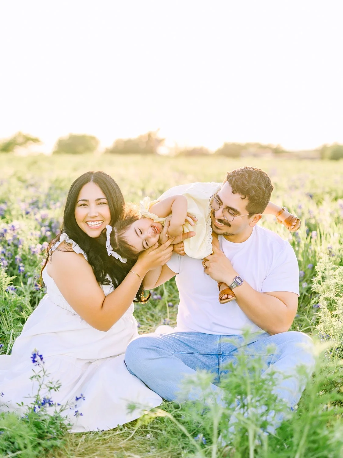A Sunset Iconic Texas Bluebonnet Mini Session in North Dallas Texas