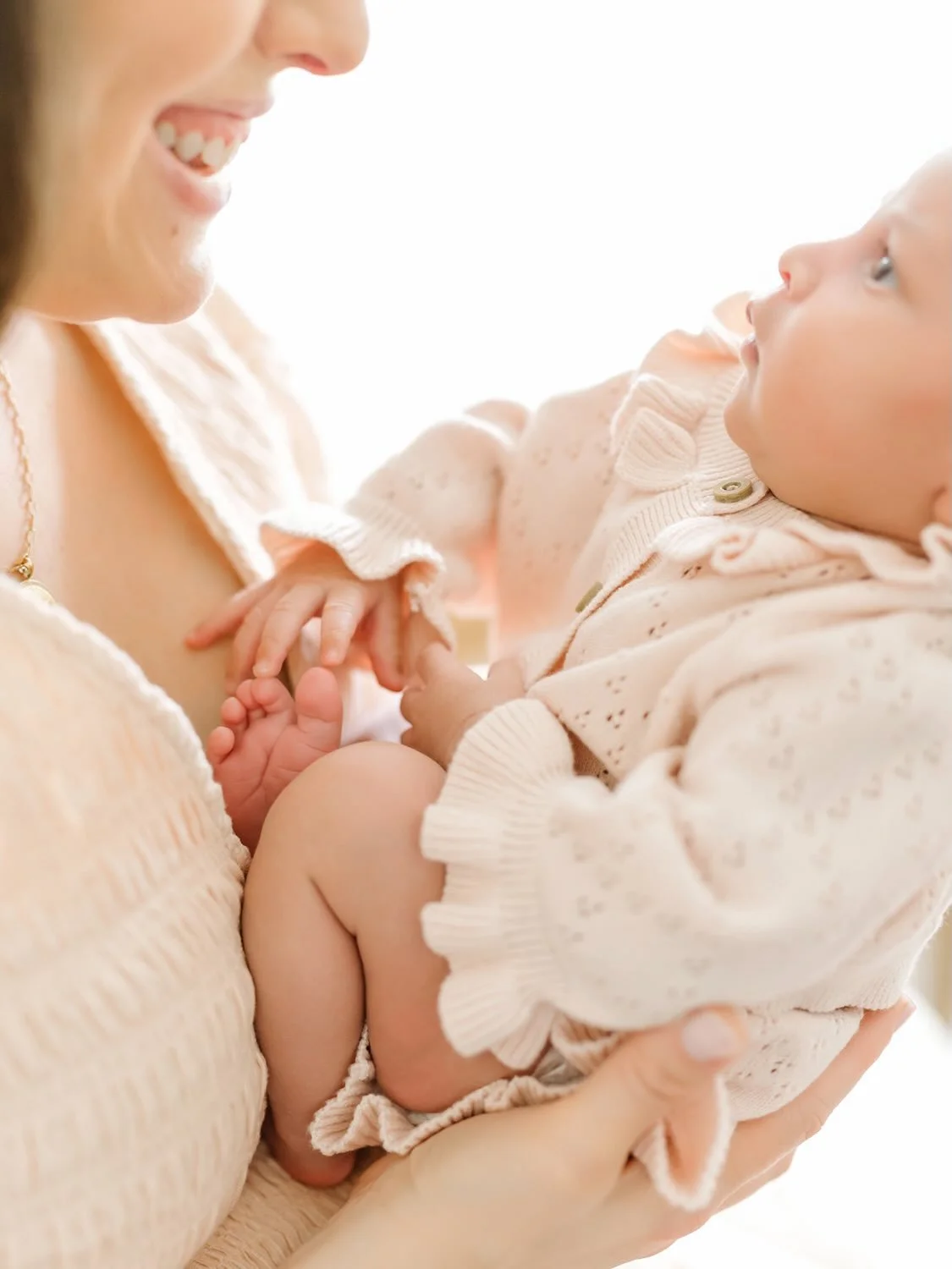 What do you most want to remember when you bring home a new baby? The tiny, delicate details&hellip; the way your oldest moves into the &ldquo;big&rdquo; sibling role&hellip; or maybe just how it all felt becoming a new version of the family you love