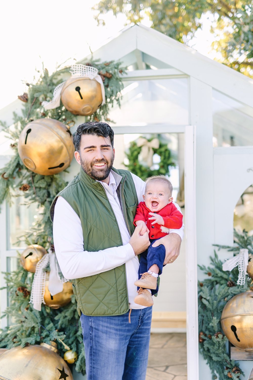 dallas-christmas-greenhouse-mini-session-2 (8).jpg
