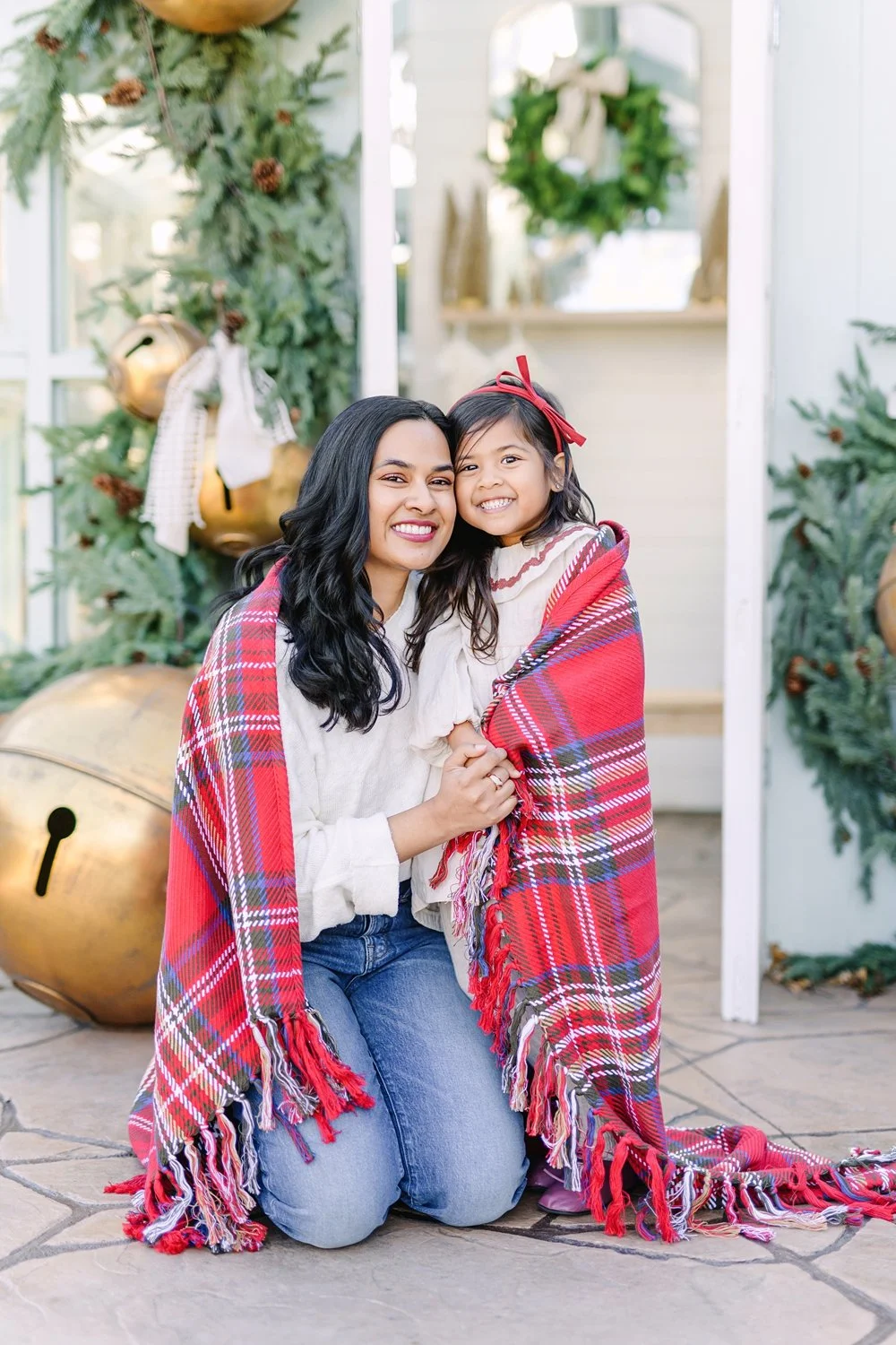 dallas-christmas-greenhouse-mini-session-4 (3).jpg