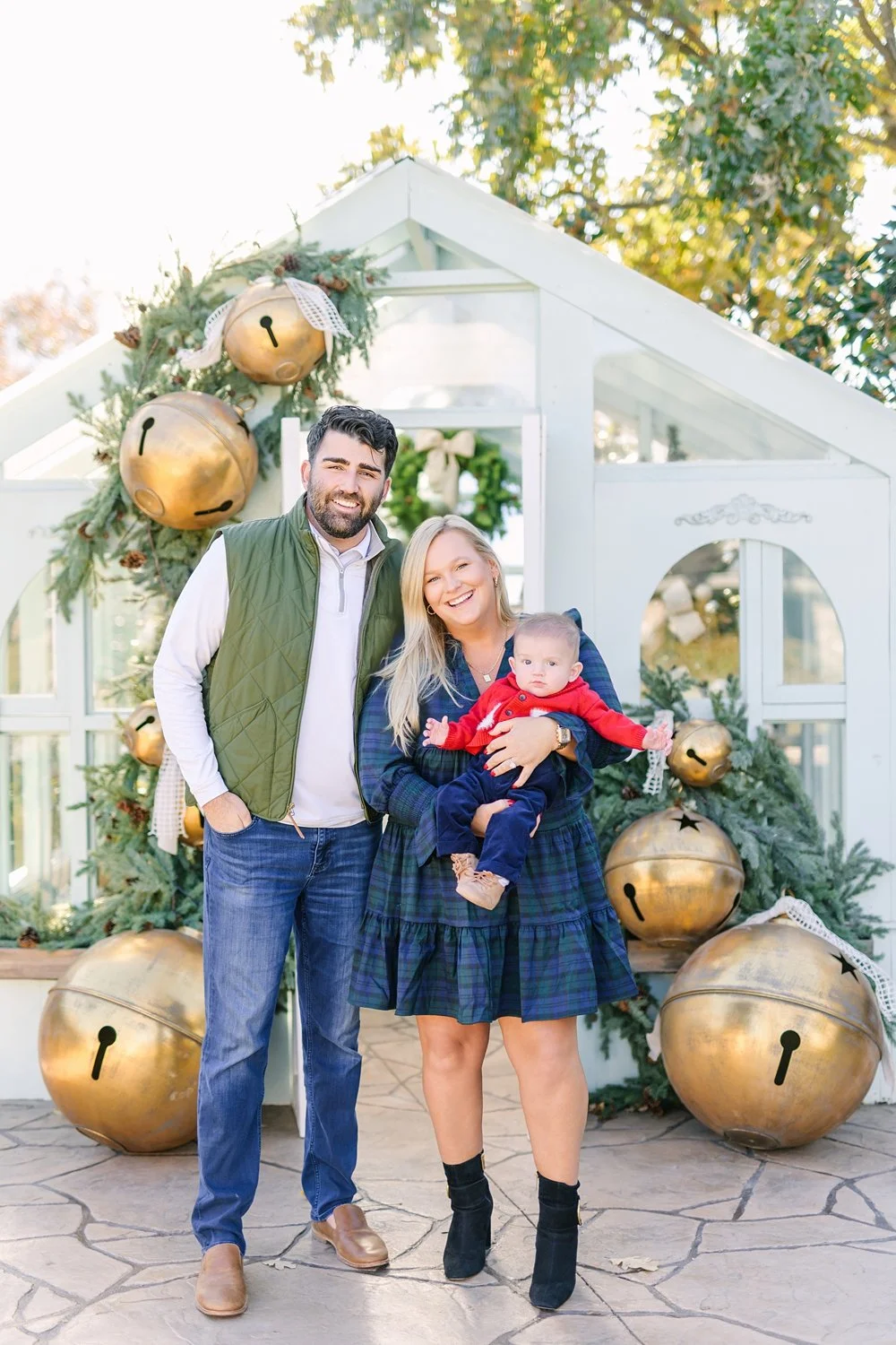 dallas-christmas-greenhouse-mini-session-2 (5).jpg