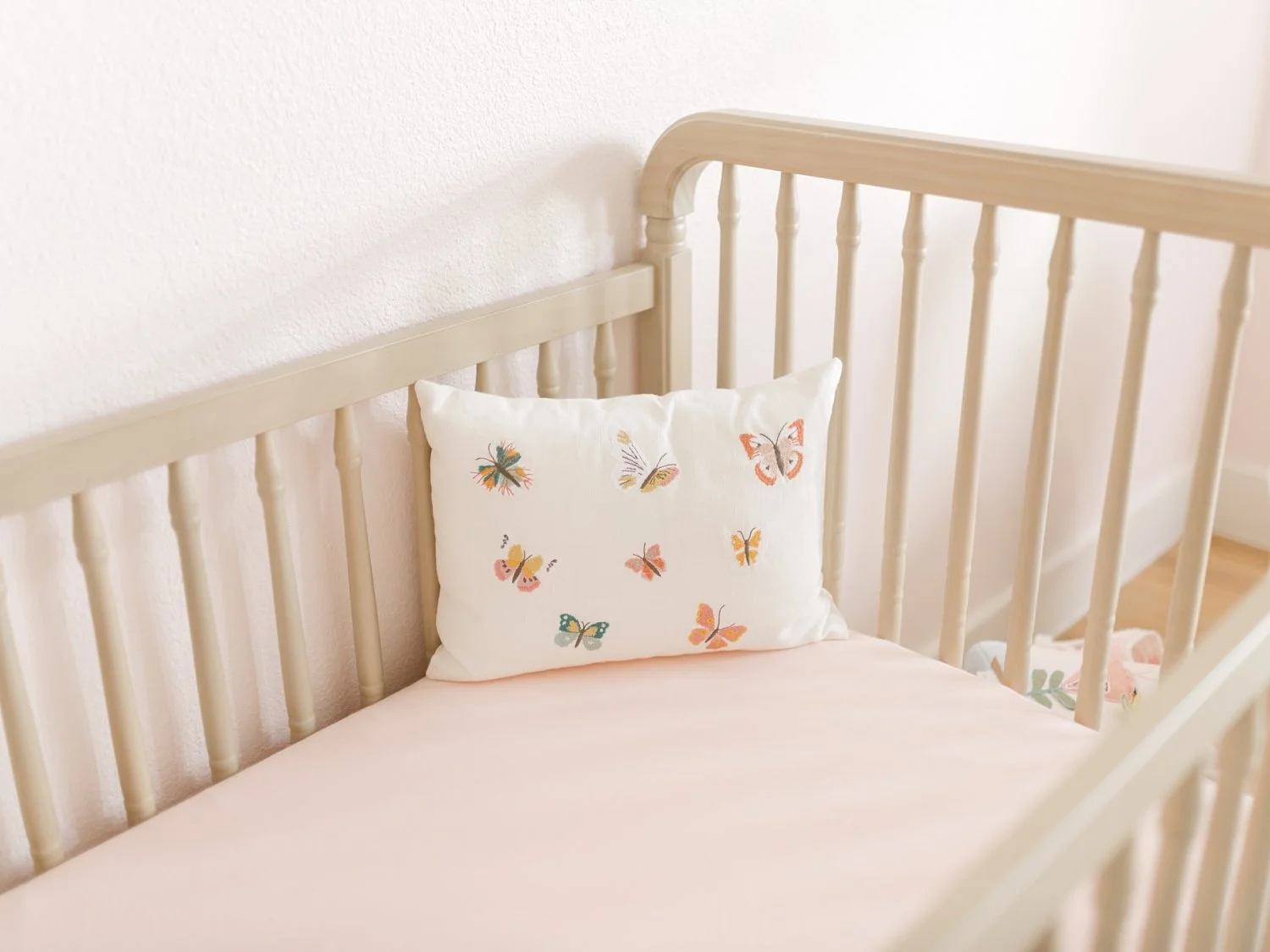 nursery newborn photos