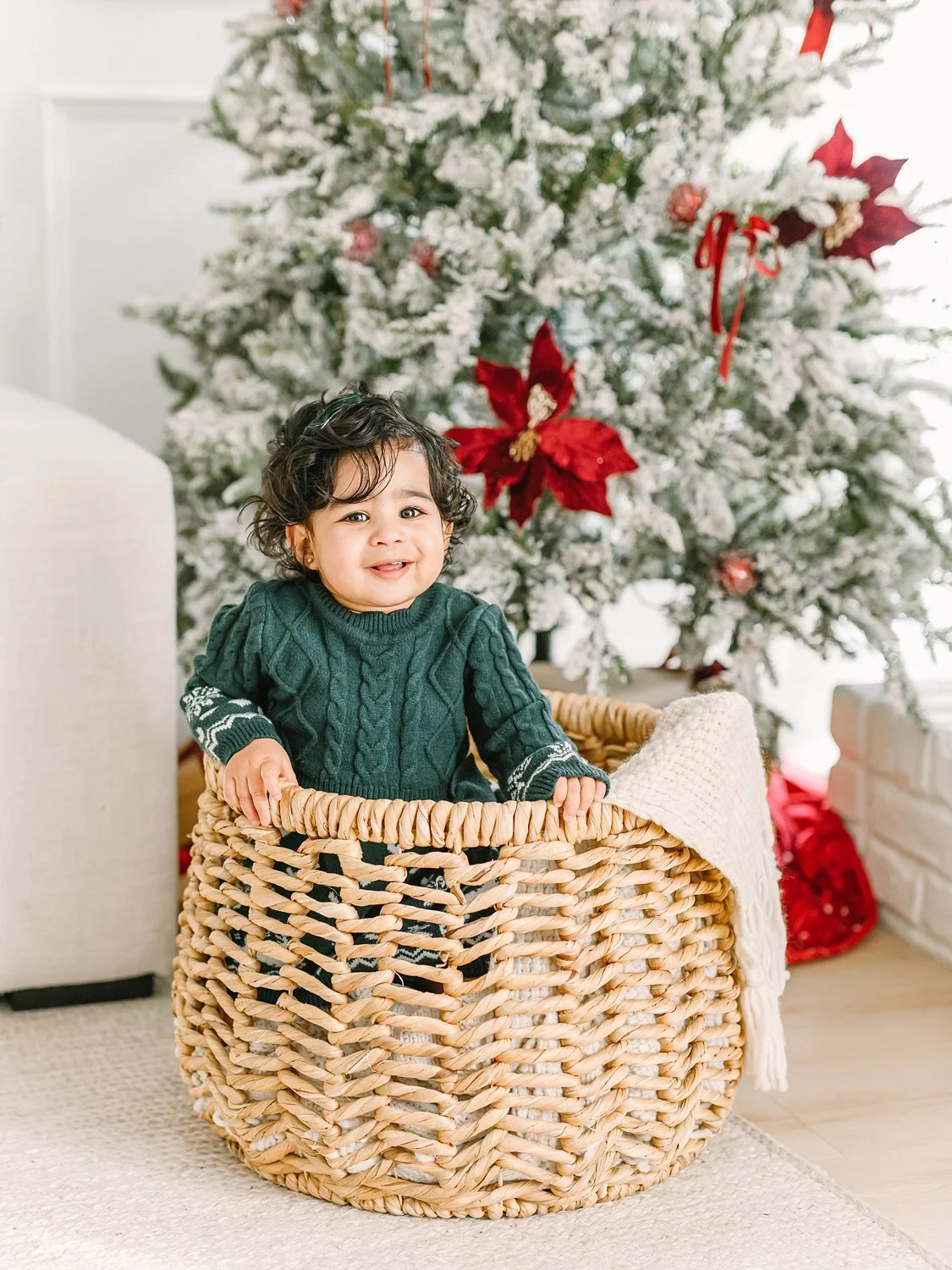 dallas-family-photographer-christmas-minis-holiday-minis-2025 (3).jpg