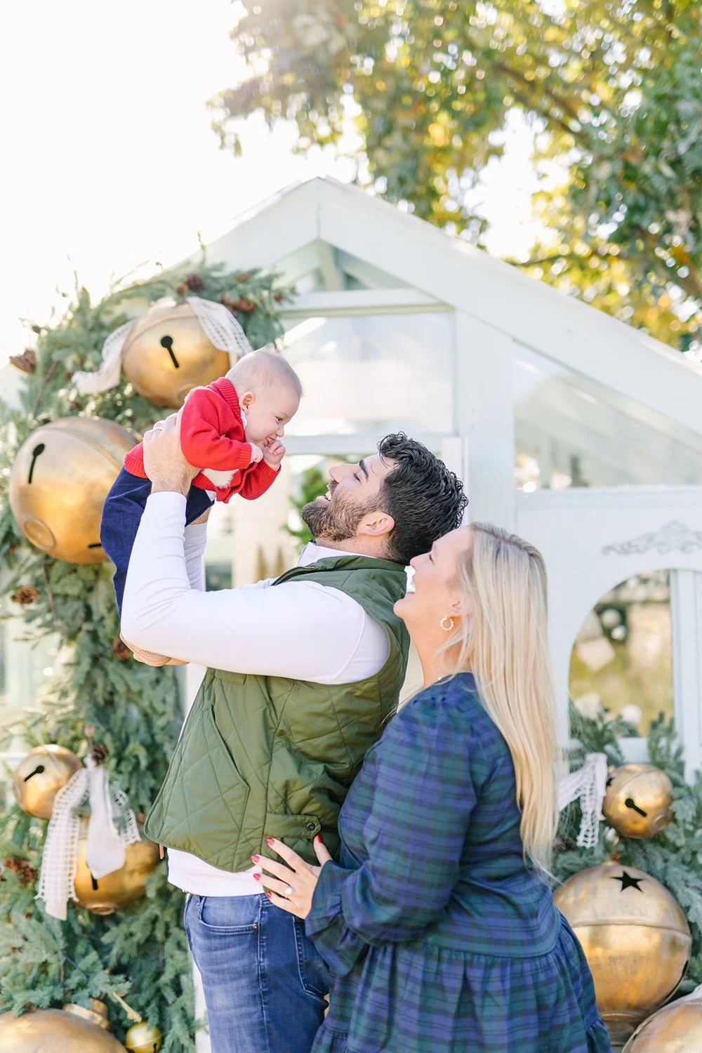 dallas-christmas-greenhouse-mini-session-2 (4).jpg