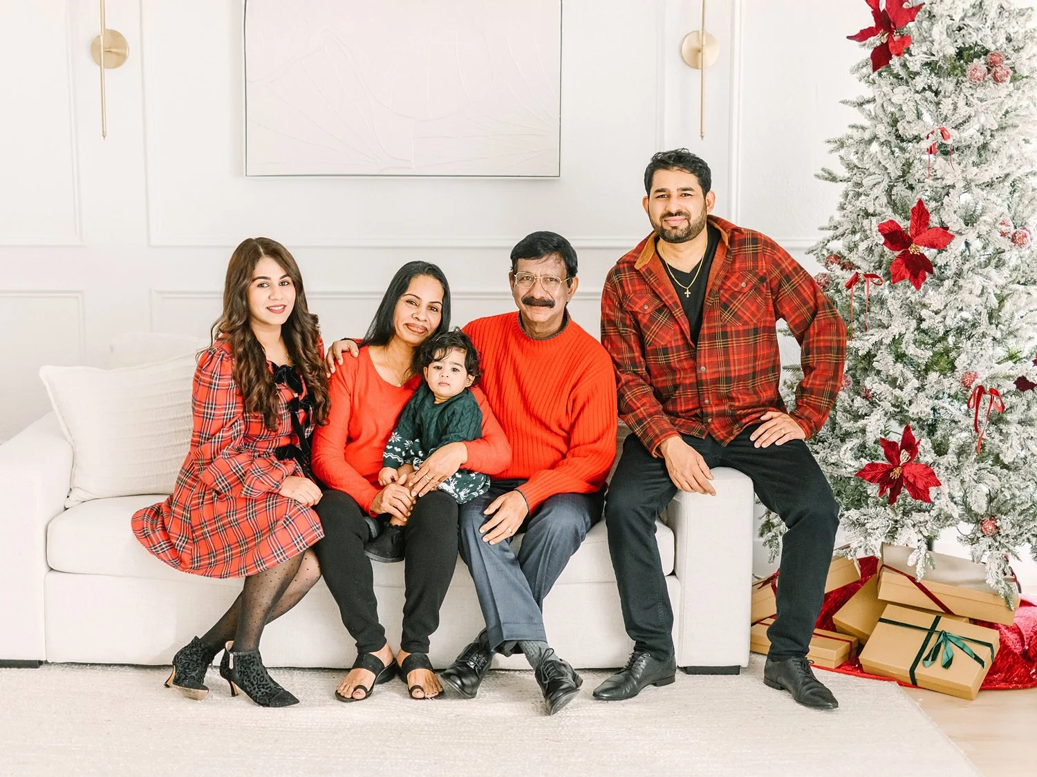 dallas-family-photographer-christmas-minis-holiday-minis-2025 (4).jpg