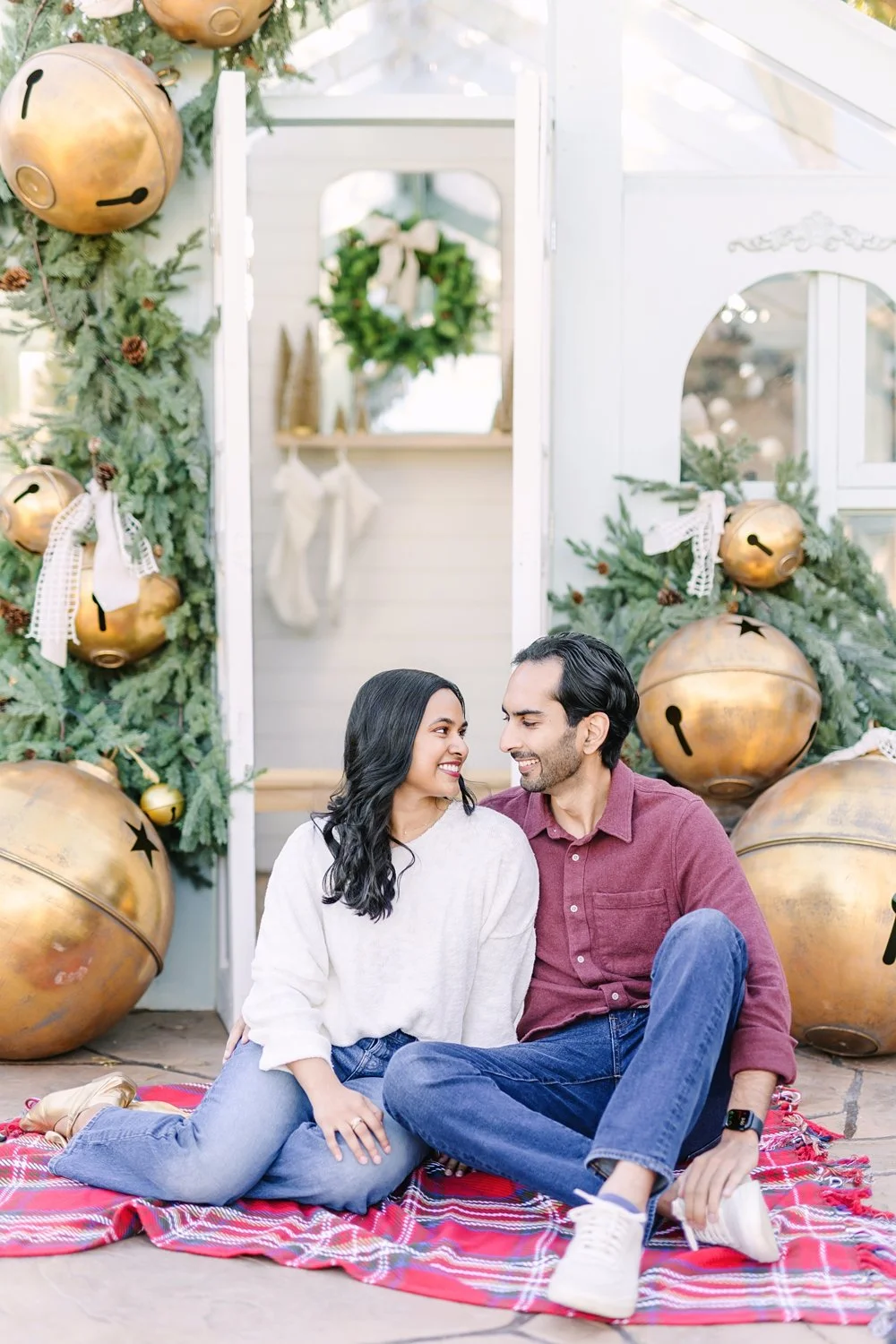 dallas-christmas-greenhouse-mini-session-4 (9).jpg