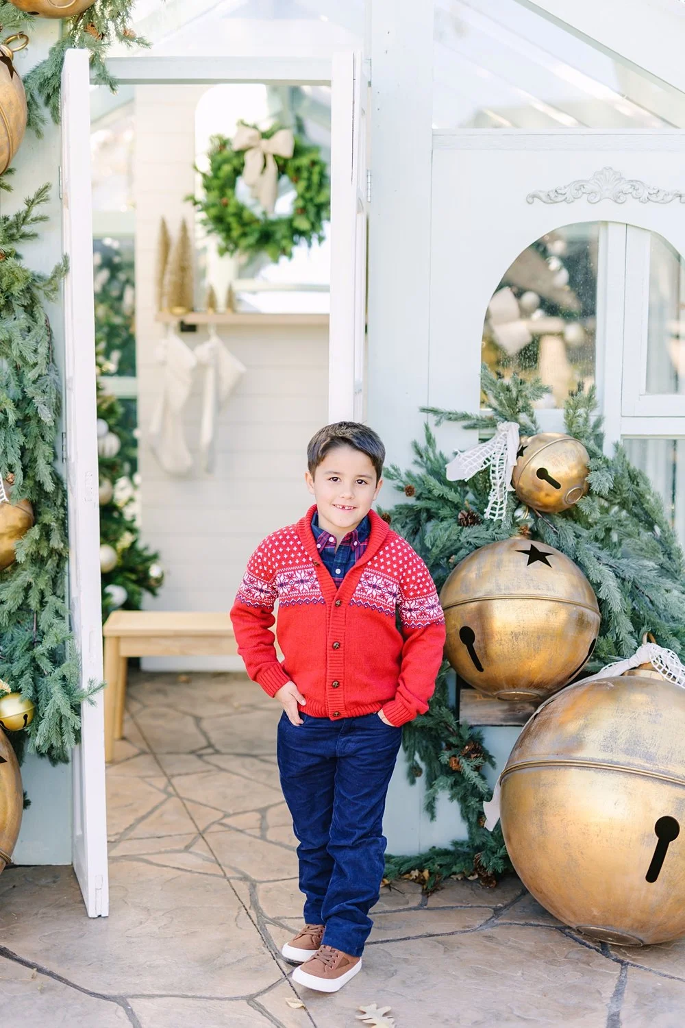 dallas-christmas-greenhouse-mini-session-3 (2).jpg