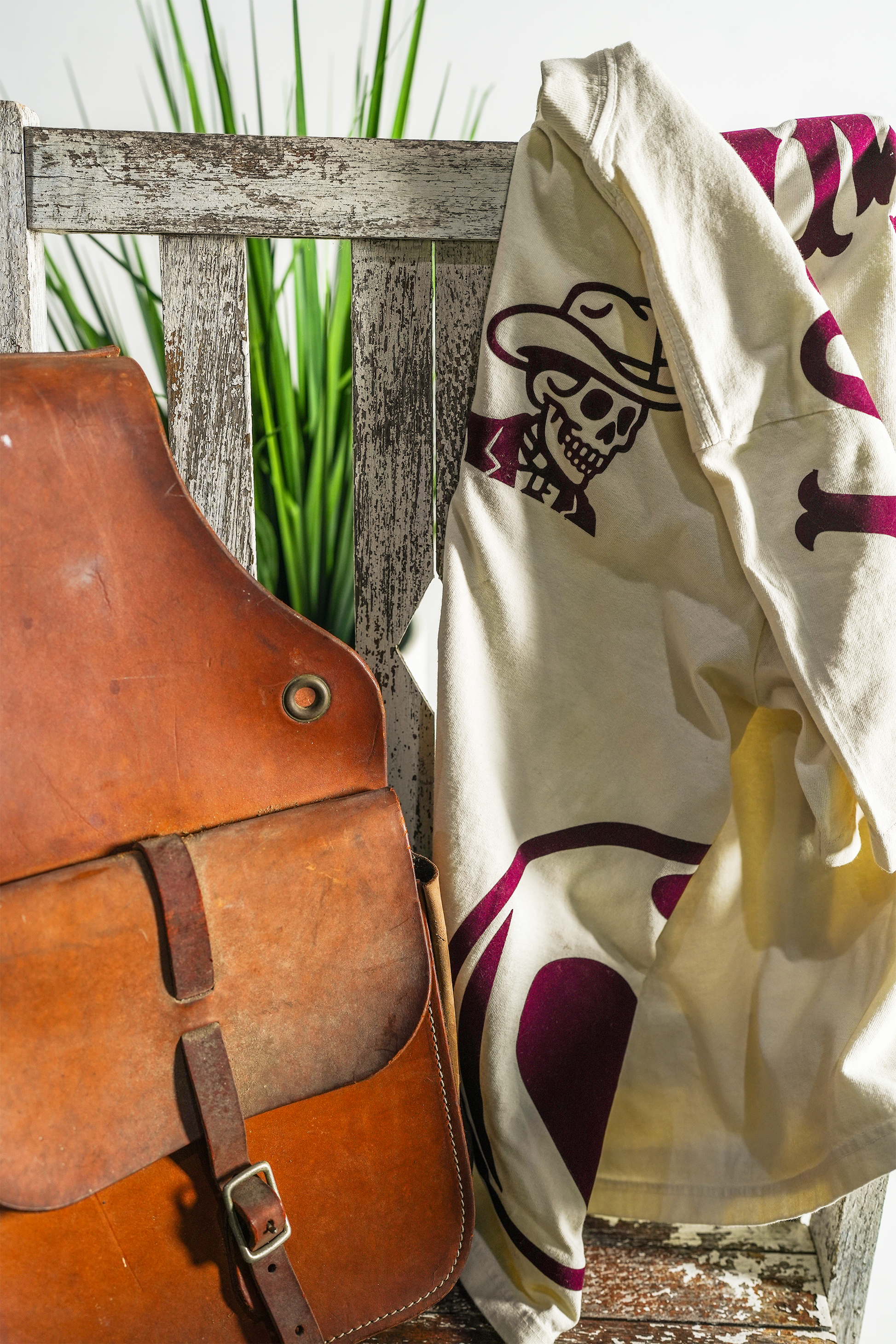 zay 4 _Life Style Shot.png