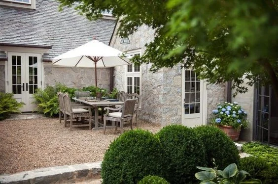 Backyard Makeover A Rustic Modern Pea Gravel Patio Choux Designs