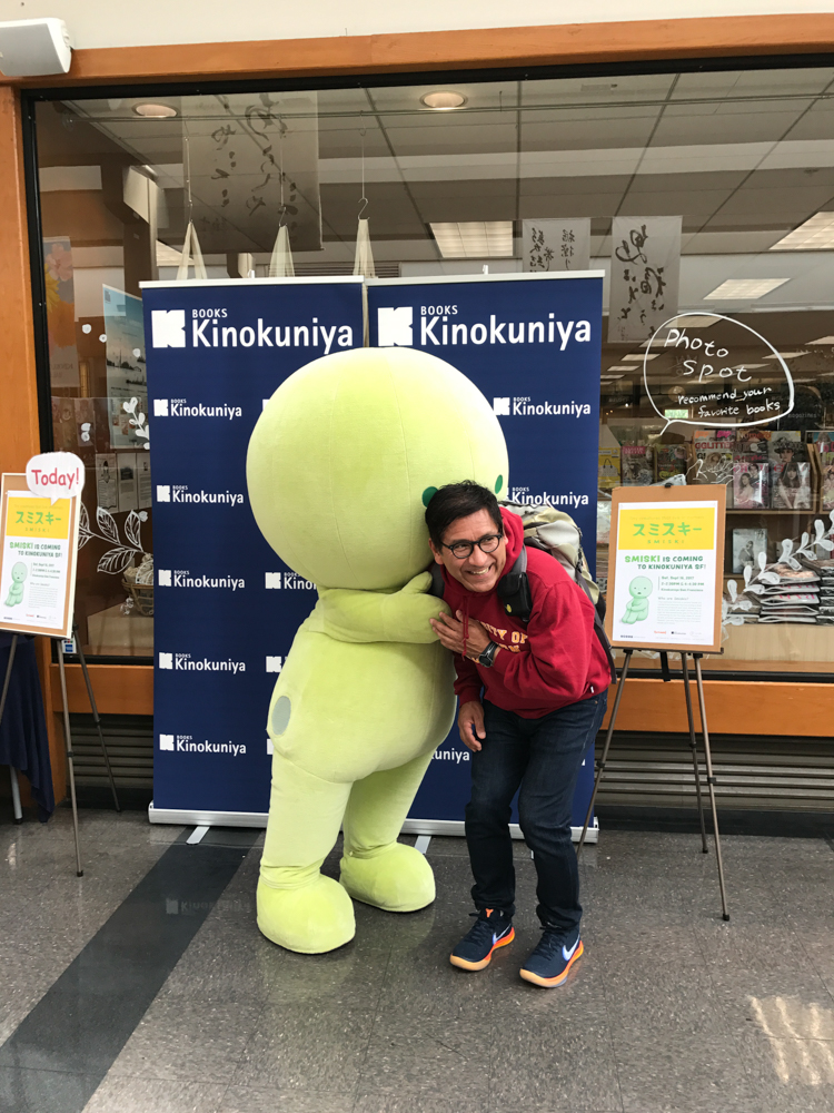 The Smiski Mascot at Newtown HQ (NYC) was so fun! : r/smiskis