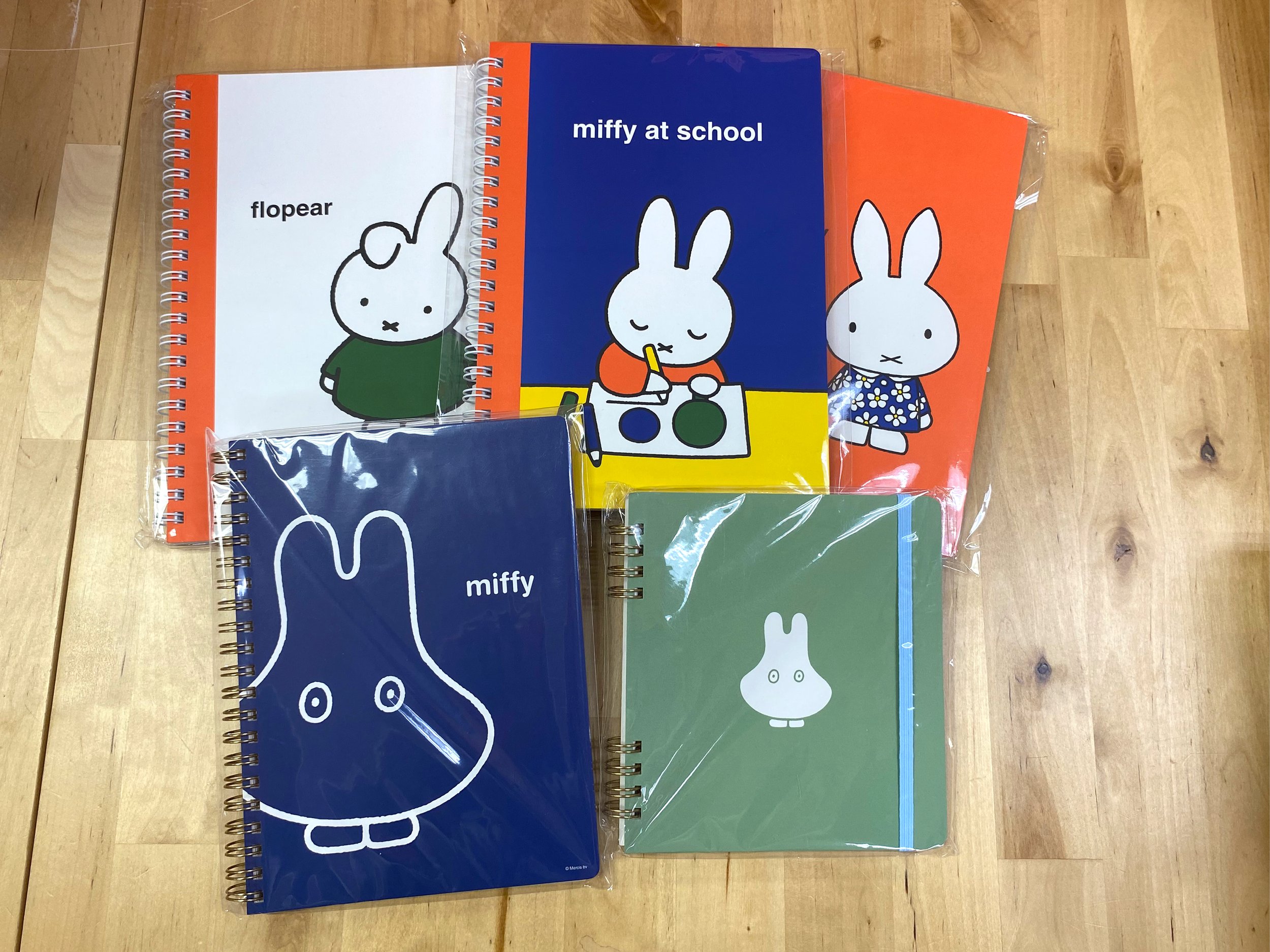 Books Kinokuniya: Miffy Flake Stickers - flopear / Kutsuwa EB318C