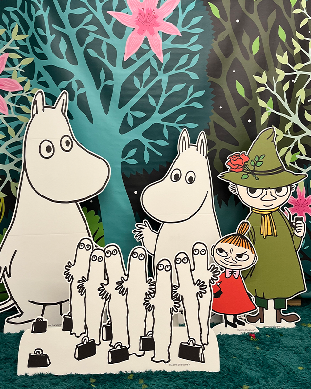 moomin standee