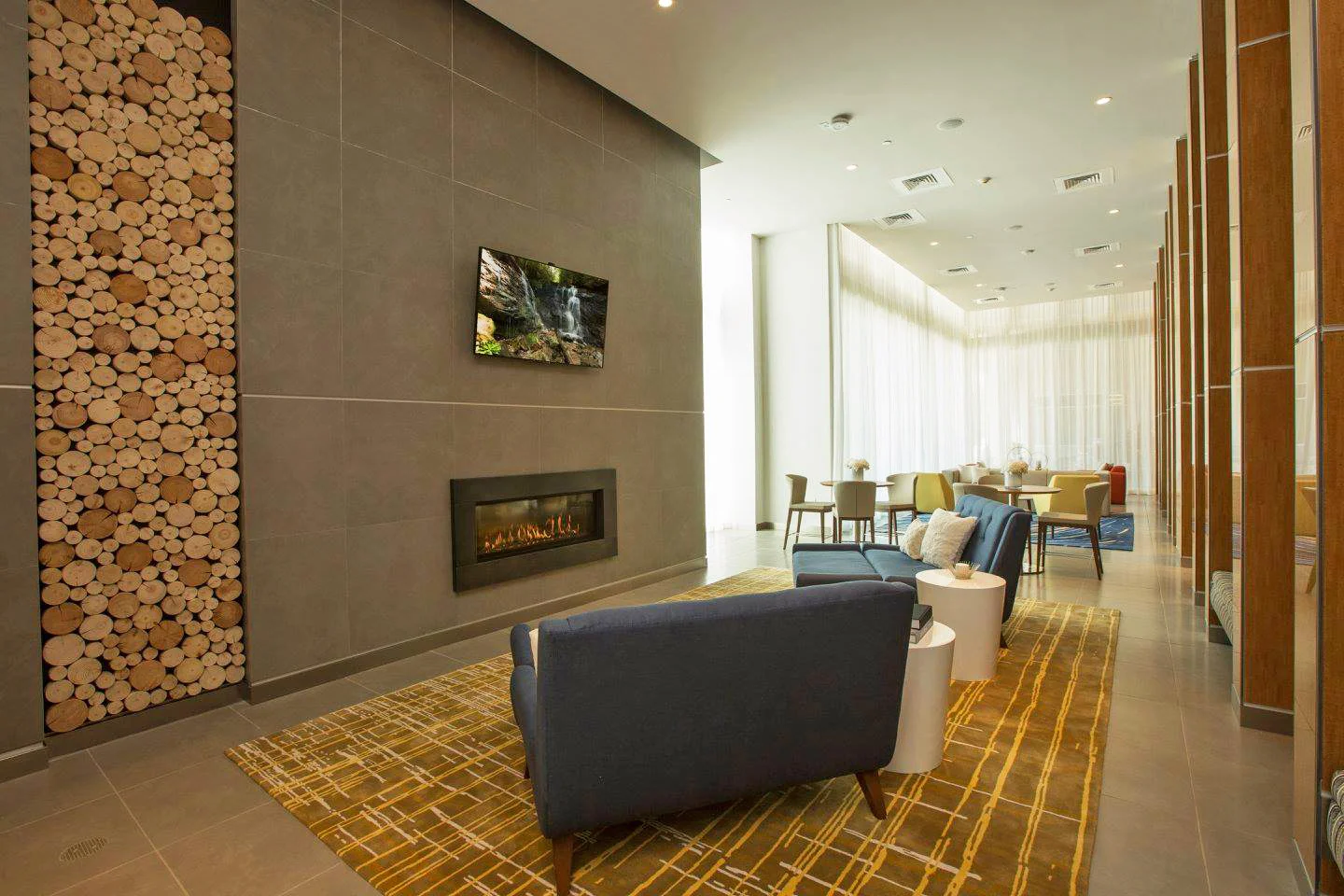 Camden Pier District Apartments Lounge