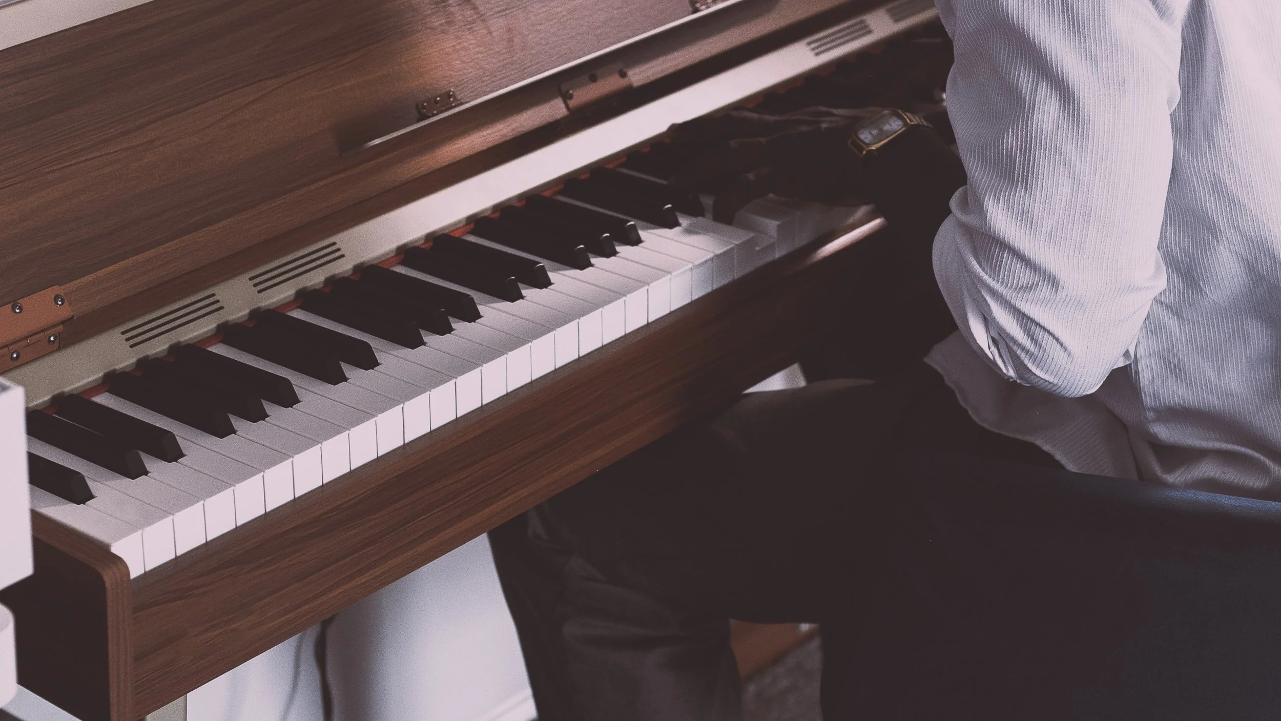 piano 1.jpg