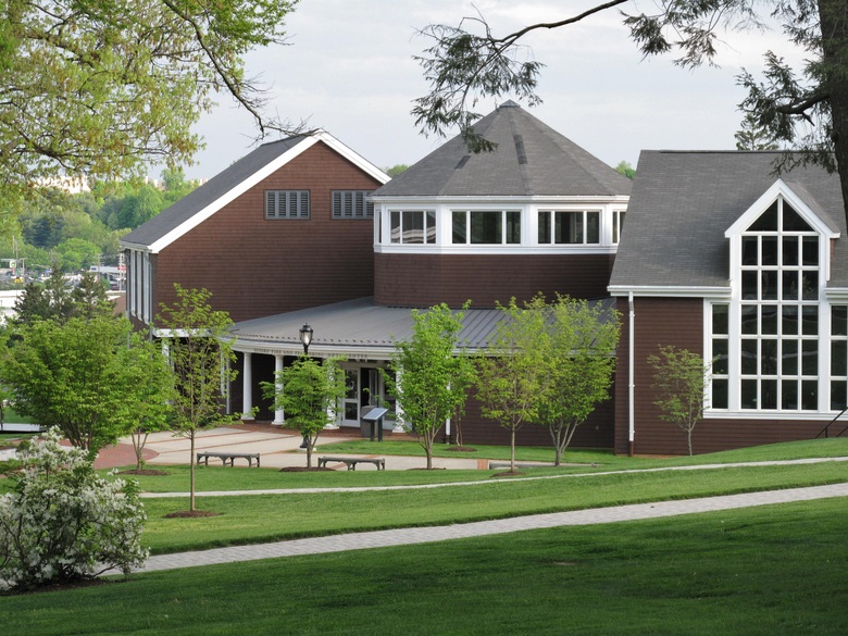 Garrison-Forest-School-AazIZw.jpg