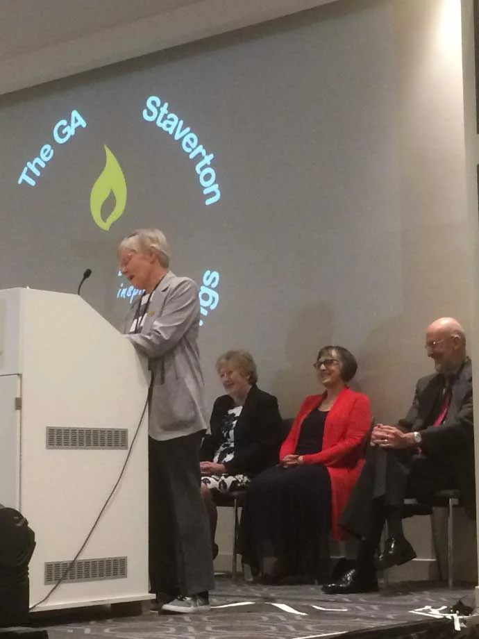 Ann Sinclair seconding the motion, watched by Joan Cook, Rev Celia Cartwright and Stan Cook