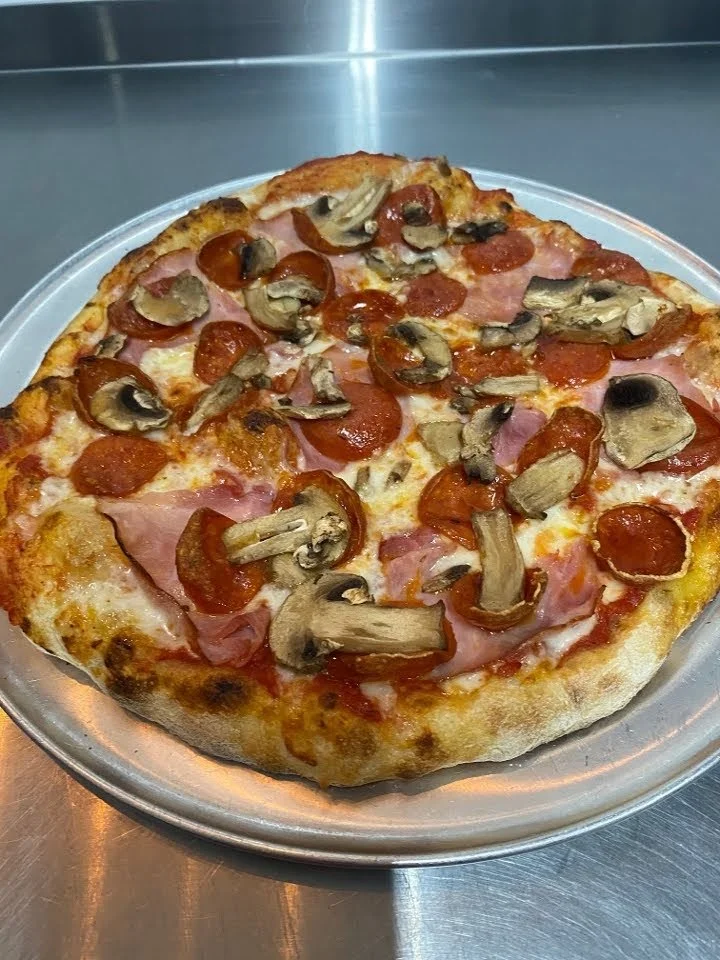 Mama Tigs Wood Fired Pizza - 39.jpg