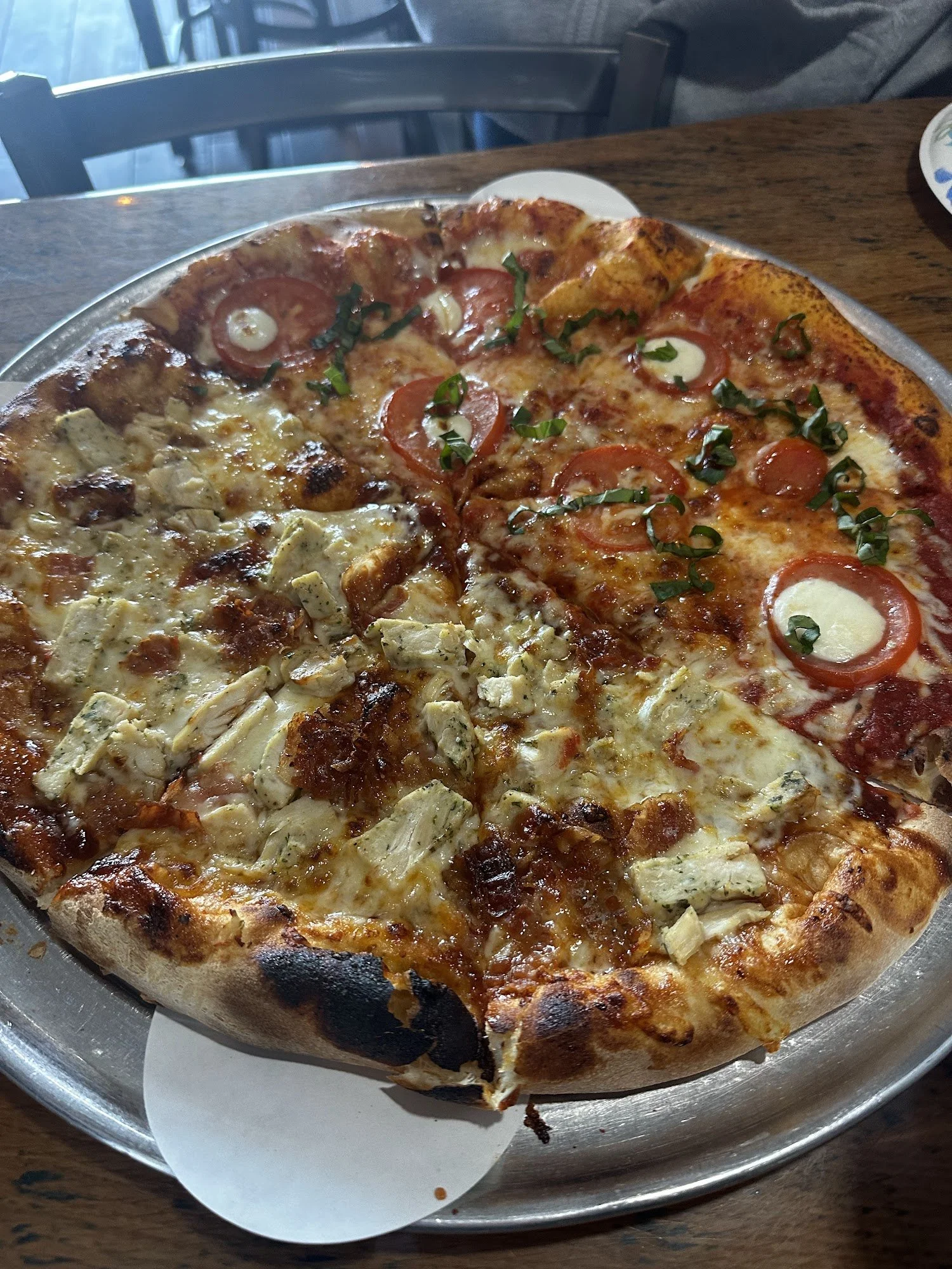 Mama Tigs Wood Fired Pizza - 3.jpg