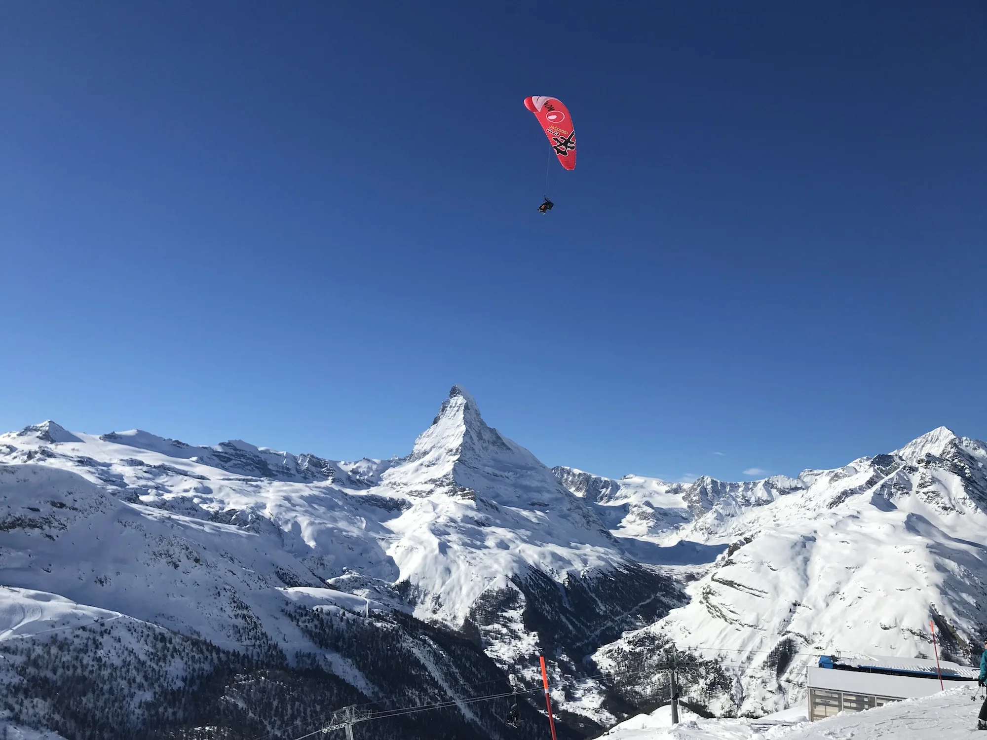 Parasailing in Zermatt