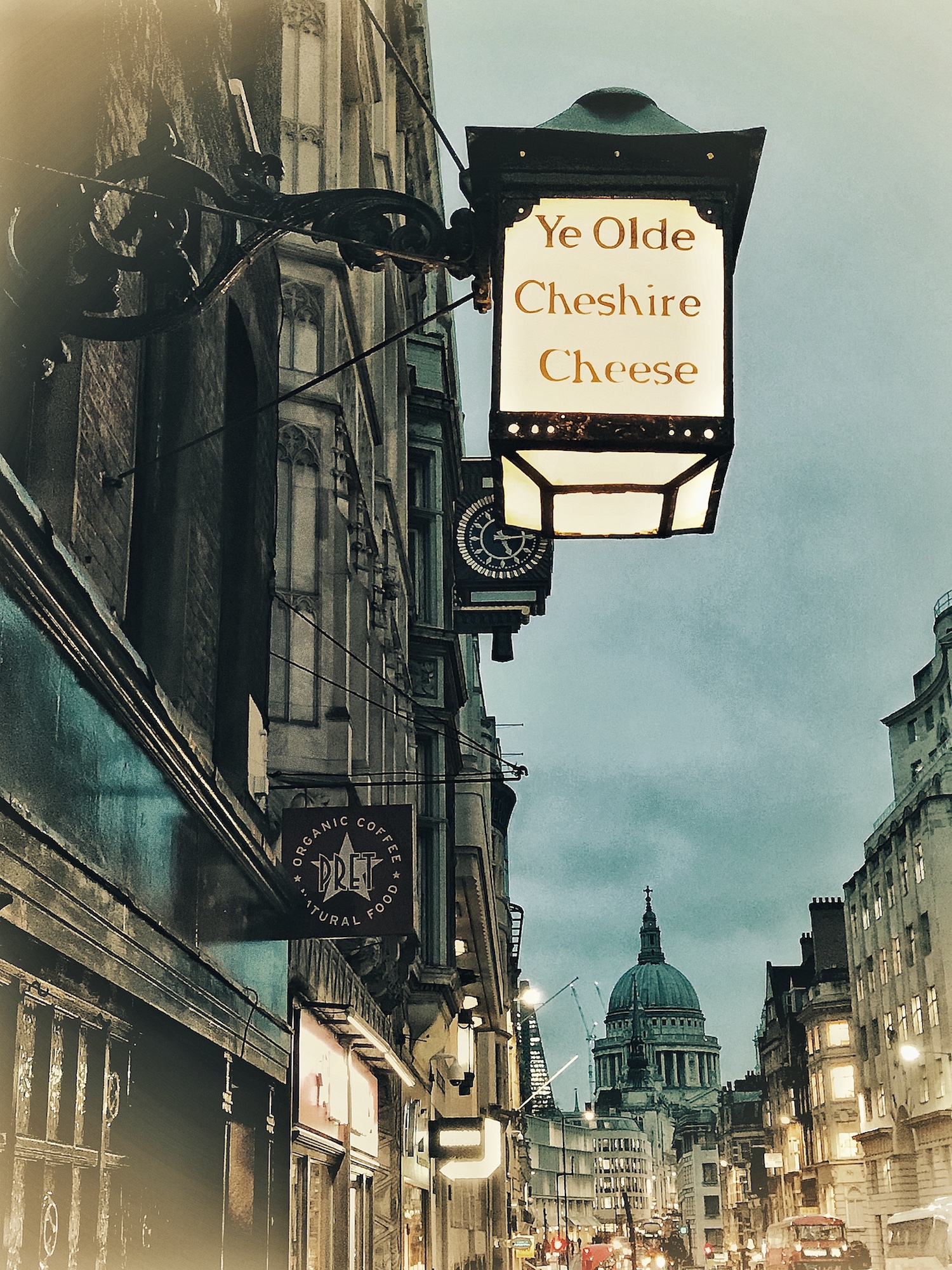 A Broad In London ~ London's Oldest Pubs