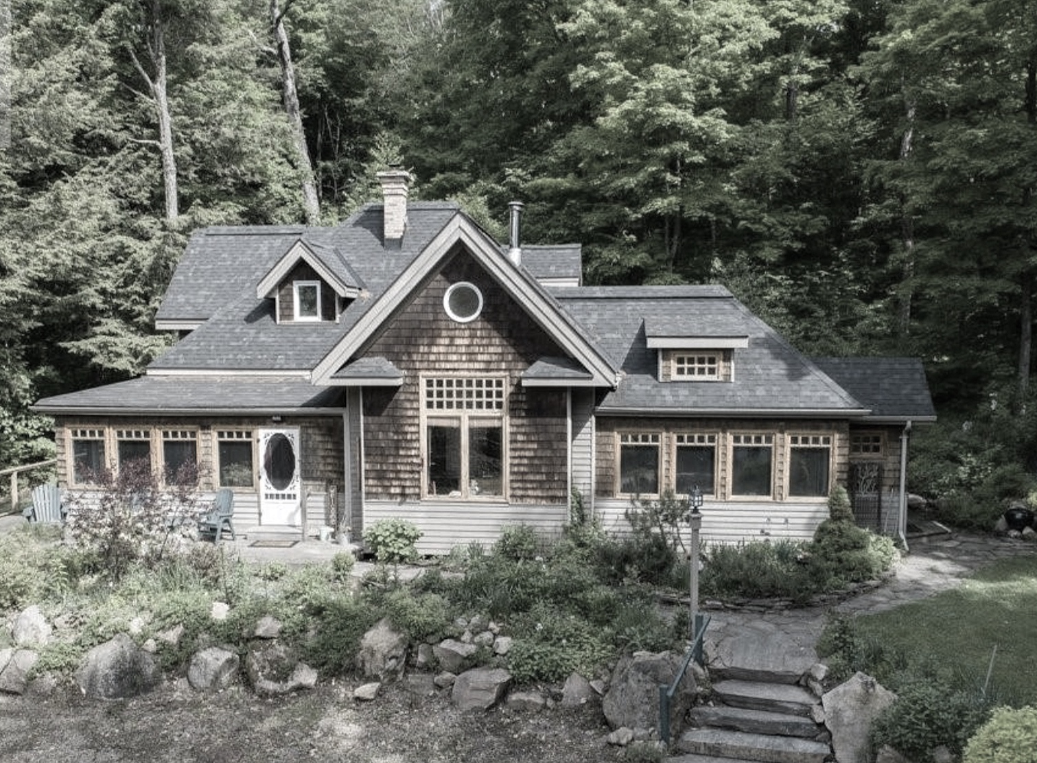 Old+Style+Muskoa+Cottage.jpg