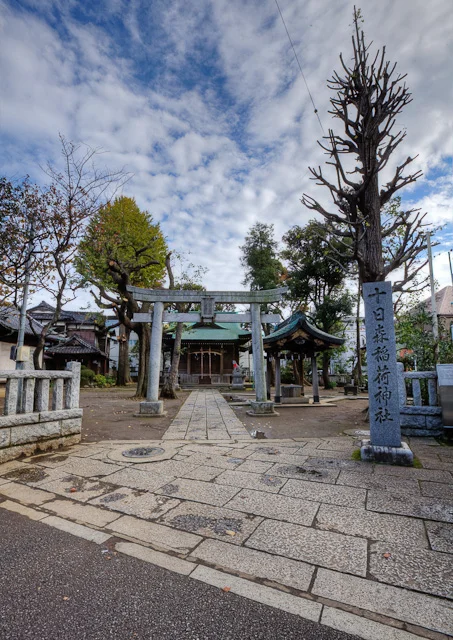 Inari_Jinja_1.jpg