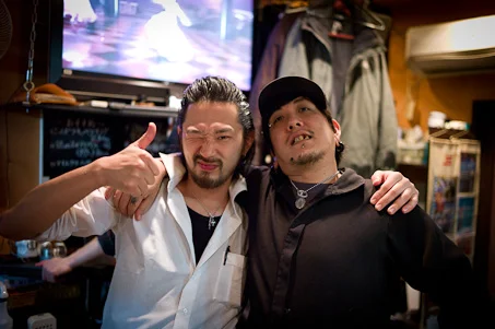 Golden_Gai_Fried_Food_Employees