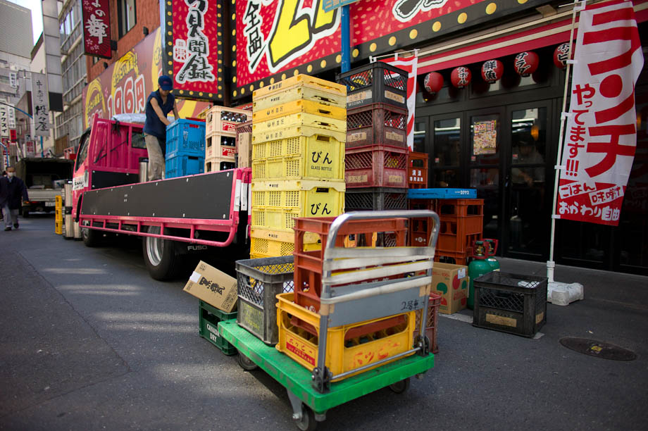 Beer delivery in Shinjuku, Tokyo, Japan