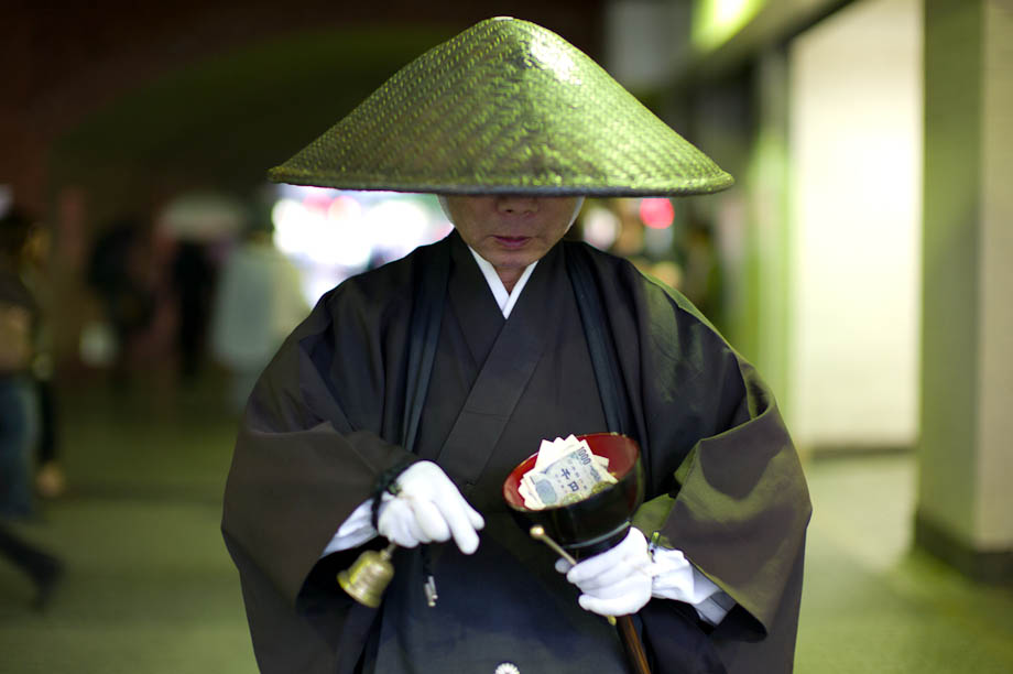 Monk in Yurakucho