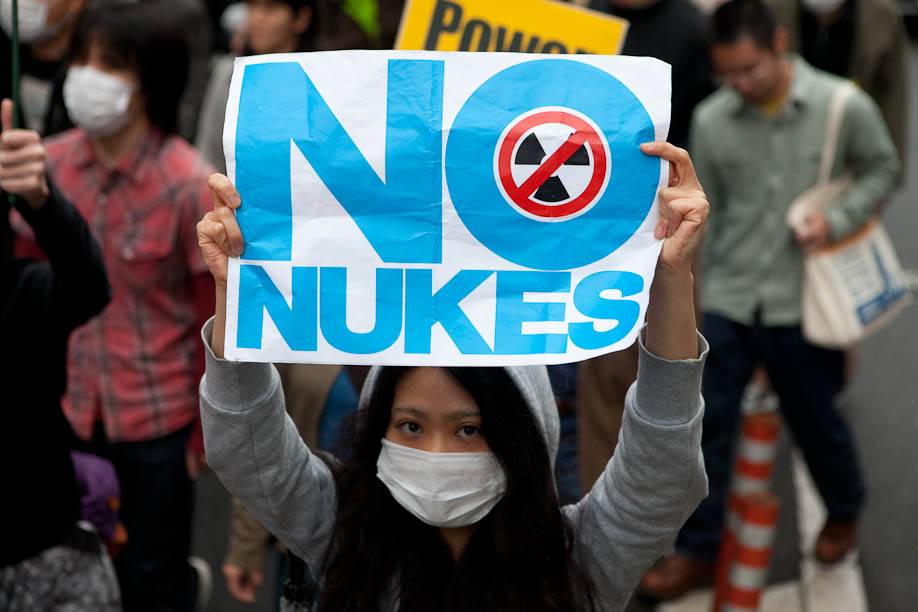 Anti Nuclear protest in Tokyo, Japan on May 7, 2011.. 5月7日2011年に渋谷で原発反対デモ。